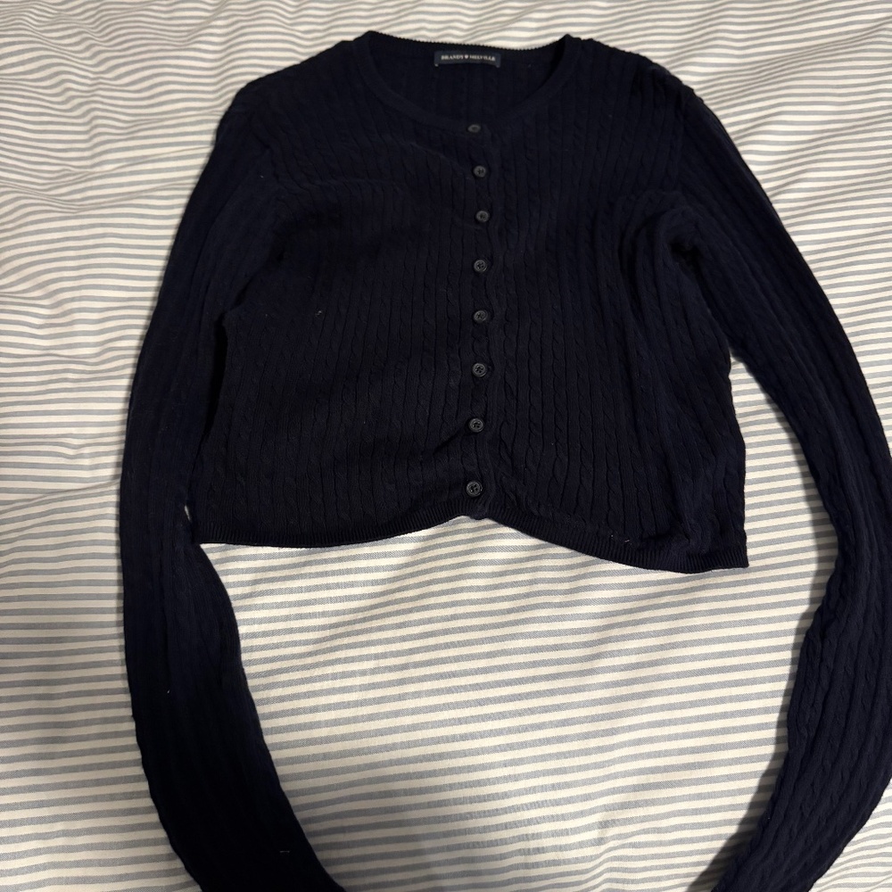 Brady Melville cableknit cardigan navy , one size